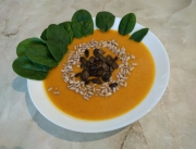 Zupa krem z dyni, batatów i marchewek 